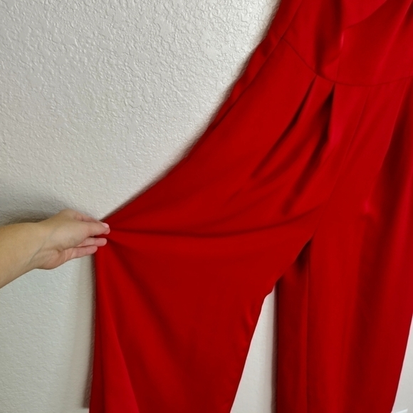 Gal Meets Glam Carmen Jumpsuit Red Bow One Shoulder Preppy Flowy Formal sz 00 - Picture 8 of 11